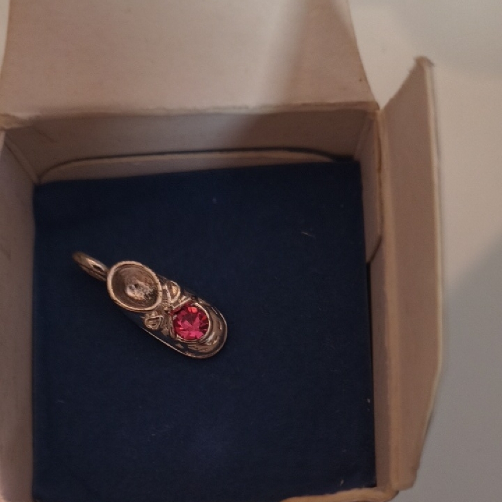Avon Gold Brooch with Red Accent